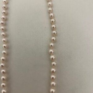 Real pearl necklace